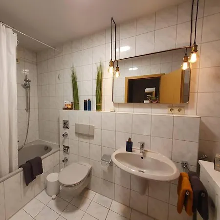 アパート Traumwohnung Mit Terrasse Und Garten *