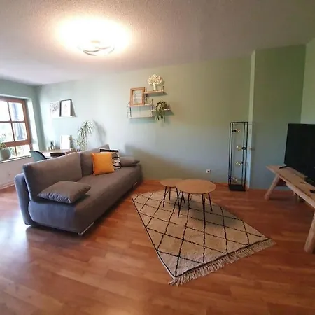 アパート Traumwohnung Mit Terrasse Und Garten *